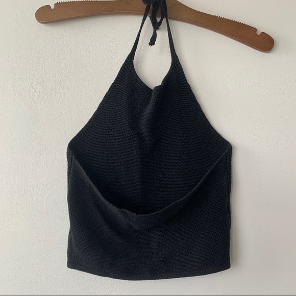 ✨2 for $15✨Halter crop top - Picture 2 of 2